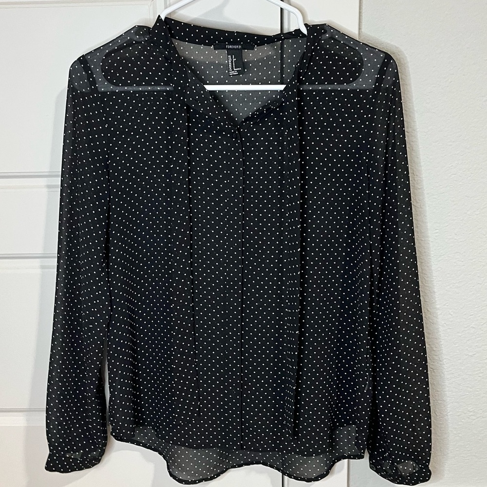 Forever 21 black and white polka dot blouse